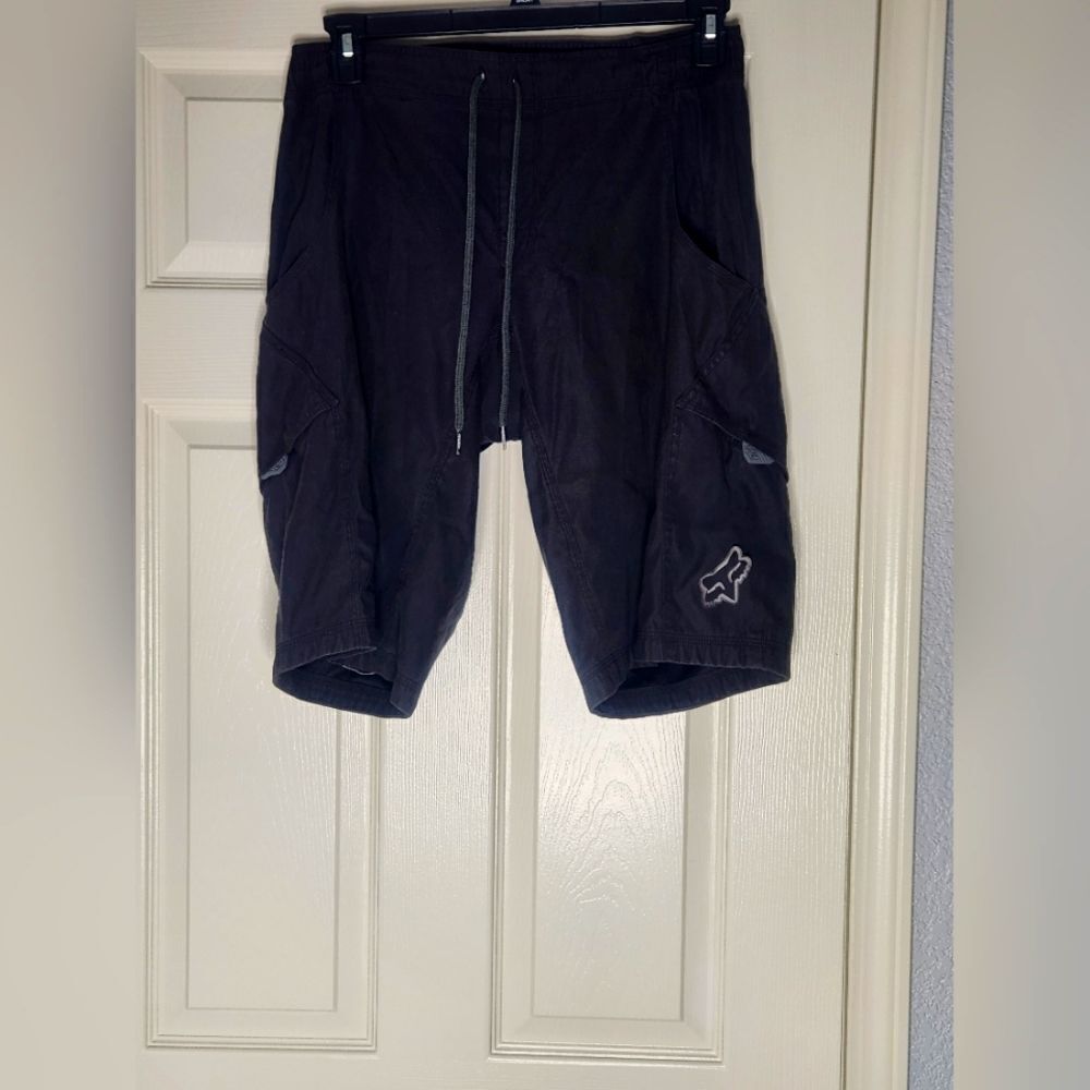 Fox Racing Men's 32 Black Padded Cargo Shorts Motocross Mountain Biking Cycling